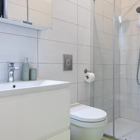 Les - 4 Min Walk From Amphiteatre * Pula