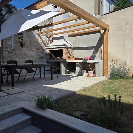 Les - 4 Min Walk From Amphiteatre Apartment *