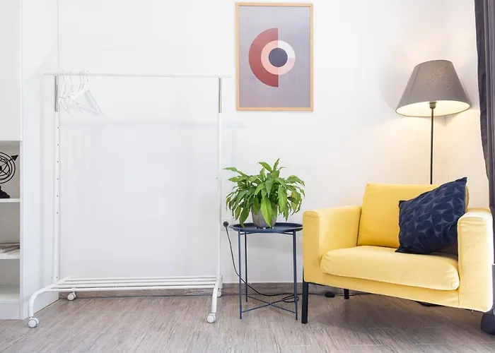 Les - 4 Min Walk From Amphiteatre Pula